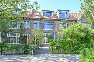 143m2 house to rent for 3850€/month in Emmalaan 23, Haarlem