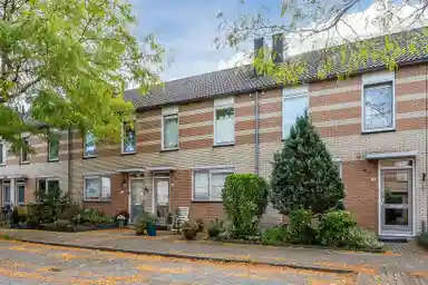 110m2 house to rent for 1770€/month in Botterweg 42, Diemen