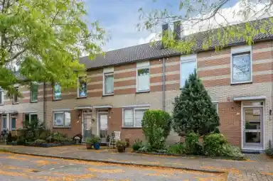 110m2 huis te huur voor 1770€/maand in Botterweg, Diemen