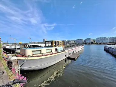 170m2 Casa in affitto per 4000€/mese a Borneokade, Amsterdam