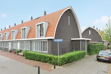 131m2 house to rent for 2850€/month in Laurus Melselaan, The Hague