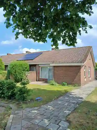 55m2 huis te huur voor 475.62€/maand in Van Veldhuijsenweg 35, Ermelo