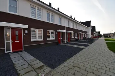 112m2 house to rent for 1395€/month in Aardbeivlinder 196, Tiel