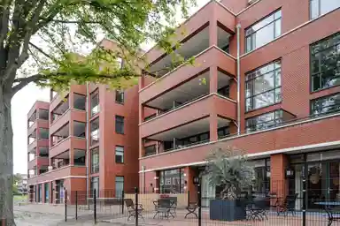 125m2 Appartement à louer pour 3730€/mois à Bronovolaan 1G, The Hague