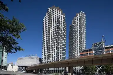 78m2 Appartement à louer pour 1919€/mois à Maria Stuartplein, The Hague