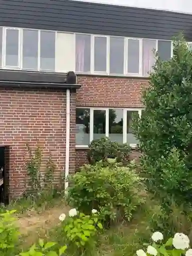 136m2 maison à louer pour 1950€/mois à Albert van der Meerstraat, Hengelo