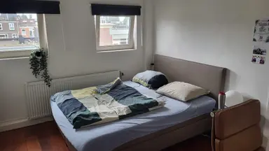 15m2 Chambre à louer pour 975€/mois à Hofstedestraat, Rotterdam