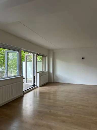 121m2 Appartement te huur voor 2450€/maand in Koningin Sophiestraat 168, The Hague