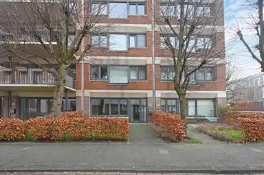 73m2 Appartement te huur voor 1900€/maand in Koningin Sophiestraat 212, The Hague