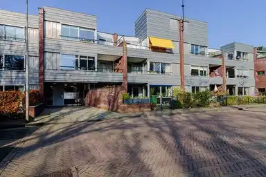 77m2 Appartamento in affitto per 1900€/mese a Scholtenlaan 29, Heemstede