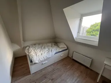 10m2 Chambre à louer pour 600€/mois à Drievriendenstraat, Rotterdam