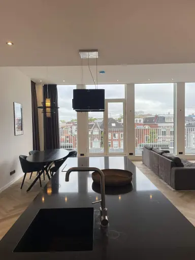 90m2 apartment to rent for 2400€/month in Damsterdiep, Groningen