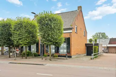 176m2 Haus zur Miete für 1995€/Monat in Sint Bavostraat 24, Rijsbergen