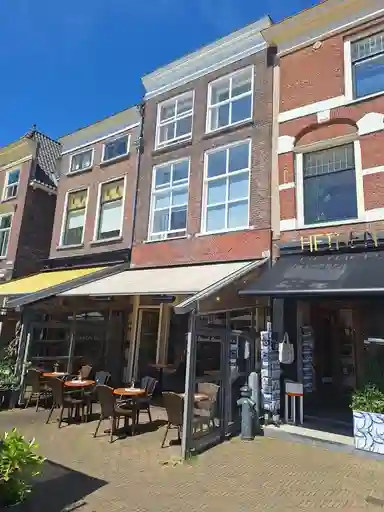 42m2 flat to rent for 1385€/month in Markt, Delft