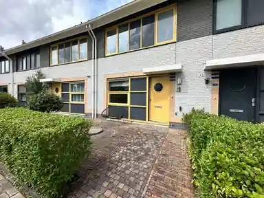 106m2 Casa in affitto per 1900€/mese a Renoirhof 142, Hoorn