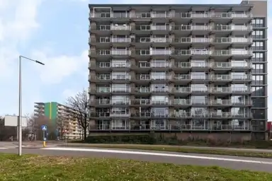 96m2 Appartamento in affitto per 820€/mese a Geessinkweg 63, Enschede