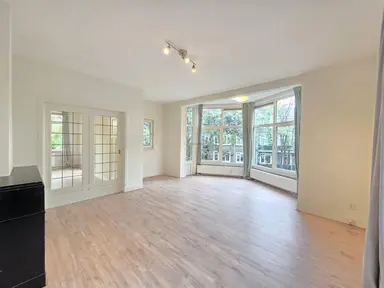 126m2 Appartement à louer pour 3000€/mois à Statensingel, Rotterdam