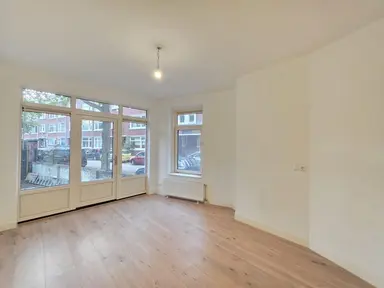 55m2 Appartement à louer pour 1100€/mois à Zweedsestraat, Rotterdam
