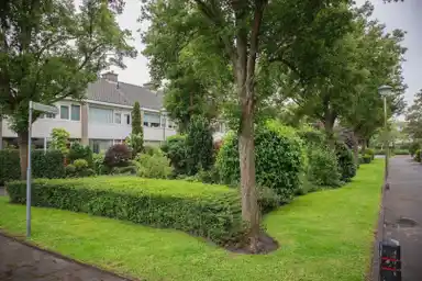 168m2 huis te huur voor 3500€/maand in Van Polanenpark 171, Wassenaar