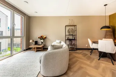 80m2 apartment to rent for 2900€/month in Provincialeweg, Zaandam