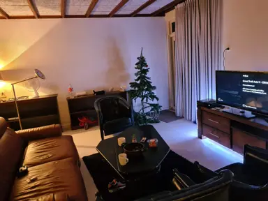 140m2 Appartamento in affitto per 1950€/mese a Resedastraat, Enschede