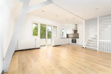 64m2 Appartement te huur voor 2150€/maand in Hoge Rijndijk 72, Leiden