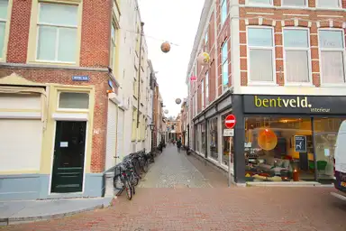 45m2 flat te huur voor 1350€/maand in Burgsteeg, Leiden
