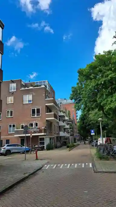 82m2 Appartement à louer pour 1228€/mois à Kramatweg, Amsterdam