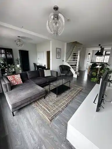 109m2 Wohnung zur Miete für 2097€/Monat in Baambruggestraat 89, The Hague