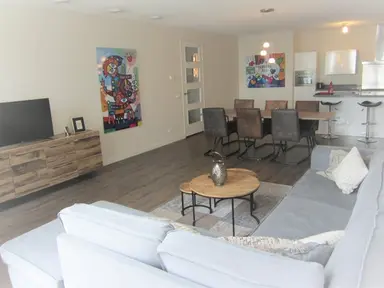 114m2 Wohnung zur Miete für 3100€/Monat in Kruisplein, Rotterdam