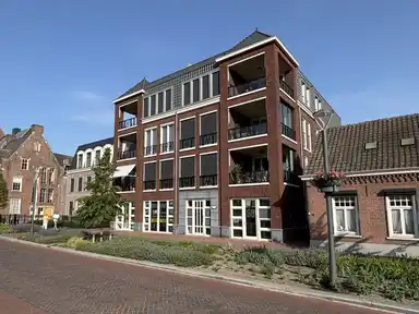 138m2 flat to rent for 2500€/month in Hoofdstraat 60, Best