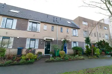 150m2 Casa in affitto per 3150€/mese a Willem Andriessenlaan 6, Amstelveen