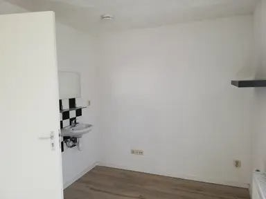 12m2 Zimmer zur Miete für 465€/Monat in Balistraat, Groningen