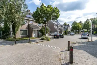 139m2 Haus zur Miete für 1425€/Monat in Topaasring 127, Eindhoven