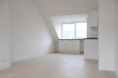53μ² Διαμέρισμα προς ενοικίαση για 943€/μήνα σε Bragastraat 30, The Hague
