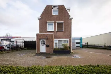 125m2 huis te huur voor 2100€/maand in Oude Moerstraatsebaan, Bergen op Zoom