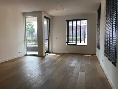 76μ² Διαμέρισμα προς ενοικίαση για 2100€/μήνα σε B. Merkelbachsingel 401, Amsterdam