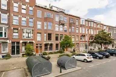 150m2 Haus zur Miete für 3095€/Monat in Burgemeester Meineszlaan, Rotterdam