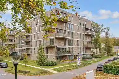 78m2 Appartement à louer pour 1950€/mois à Struikheidelaan 17, Hilversum
