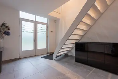 195m2 flat to rent for 4295€/month in Bosscheweg, Berkel-Enschot