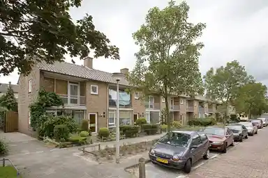 81m2 maison à louer pour 764.13€/mois à Taurusstraat 26, Enschede