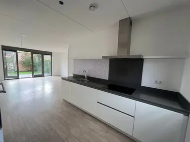 123m2 Casa in affitto per 1950€/mese a Lent