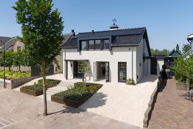 175m2 maison à louer pour 4500€/mois à Eemdijk 54, Eemdijk