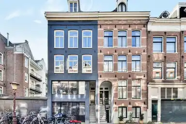 132m2 Casa in affitto per 4600€/mese a Jacob van Lennepstraat, Amsterdam