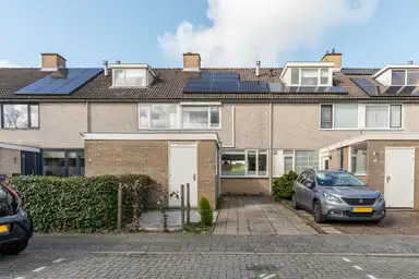 122m2 Haus zur Miete für 2350€/Monat in Fazantstraat 30, Lisse