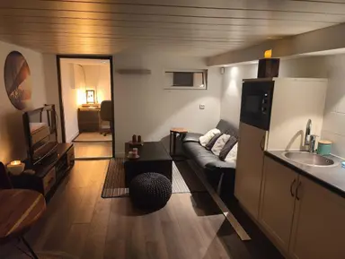 45m2 studio à louer pour 1500€/mois à Dordtsestraatweg, Rotterdam