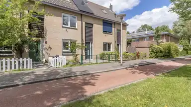 108m2 house to rent for 2500€/month in Loethoelilaan, Amstelveen