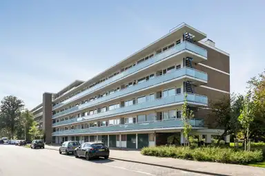 80m2 apartment to rent for 2600€/month in Maarten Lutherweg, Amstelveen