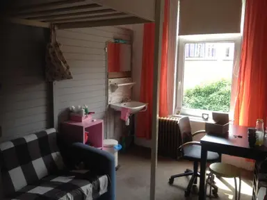 10m2 room to rent for 280€/month in Singelstraat, Utrecht