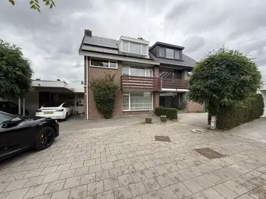190μ² μονοκατοικία προς ενοικίαση για 2600€/μήνα σε Warmelo, Eindhoven
